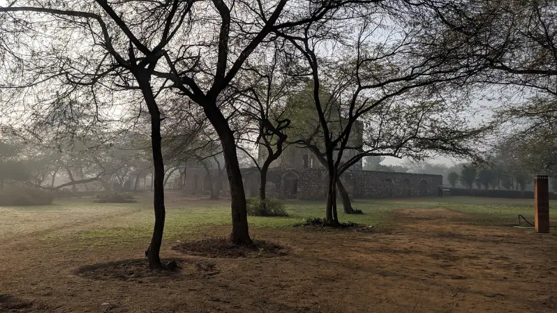 Discover Delhi's rich history, famous landmarks, bustling markets, and modern lifestyle in India's captivating capital.